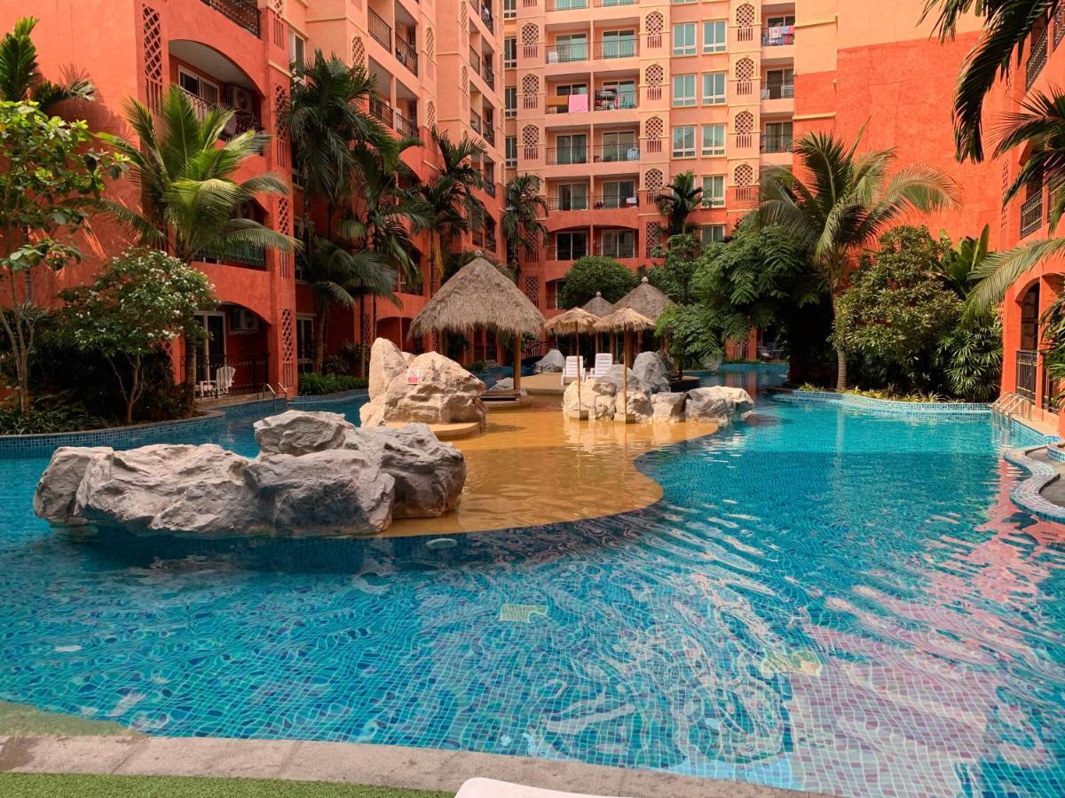 Seven Seas Condo Resort Джомтьен Экстерьер фото
