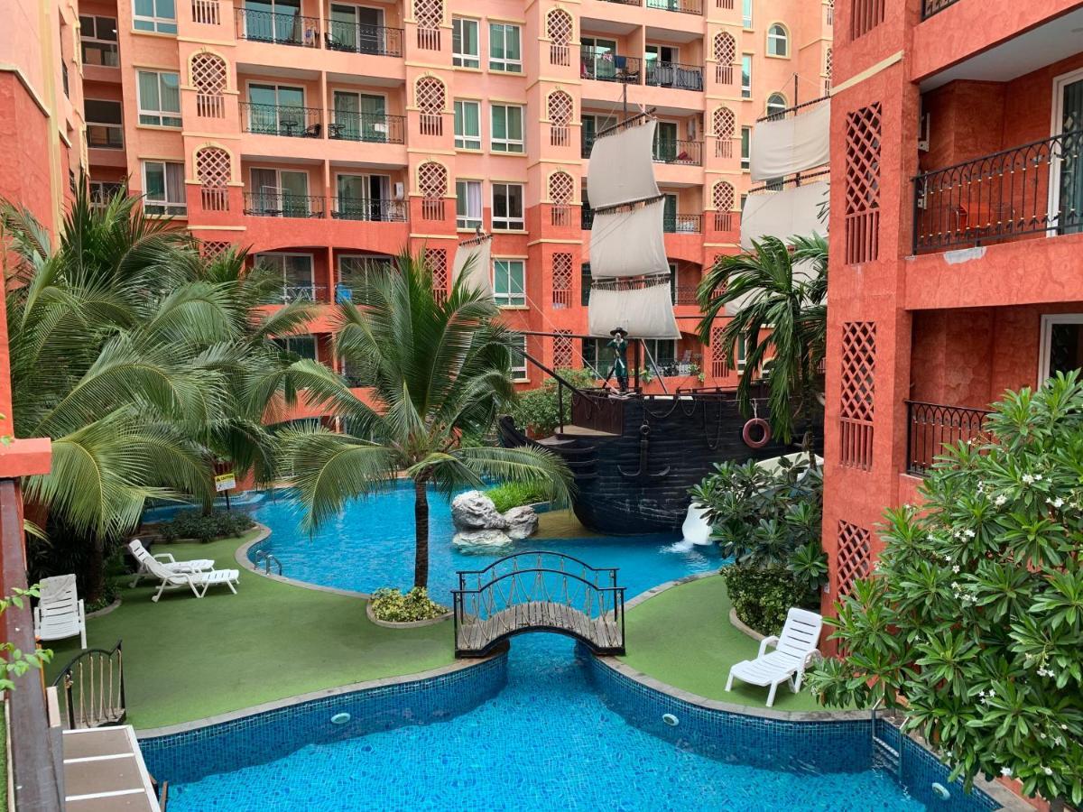 Seven Seas Condo Resort Джомтьен Экстерьер фото