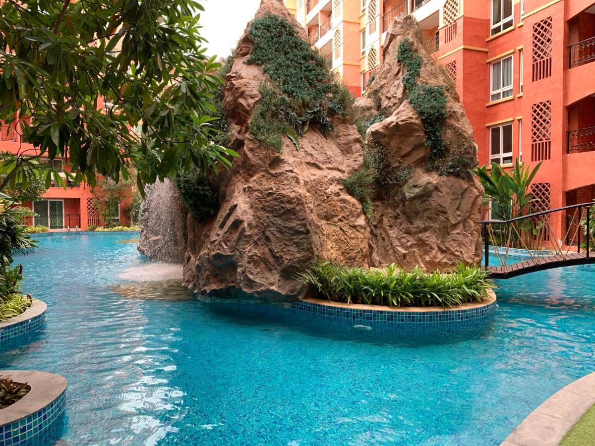 Seven Seas Condo Resort Джомтьен Экстерьер фото