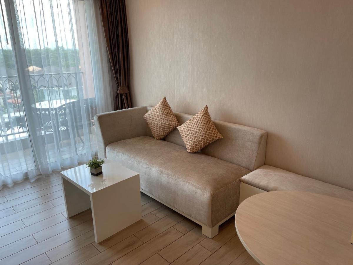 Seven Seas Condo Resort Джомтьен Экстерьер фото