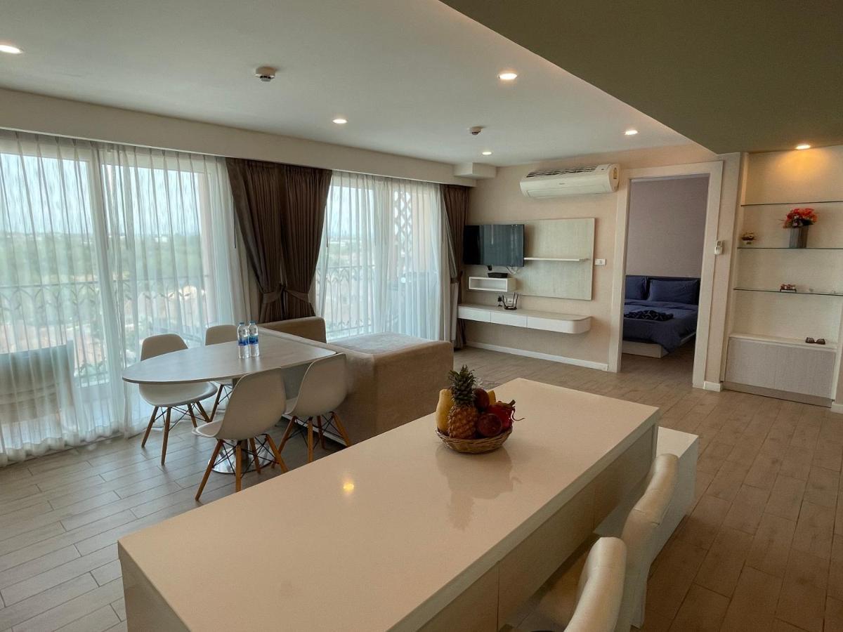 Seven Seas Condo Resort Джомтьен Экстерьер фото